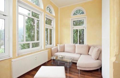 Grunhainichen Villa | Elegant Villa in Borstendorf, cleaning included