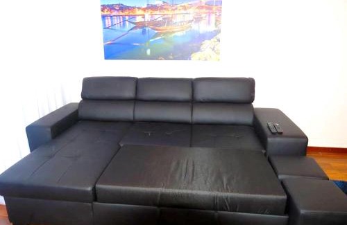 Campanha Villa | Elegant Villa in Porto with Pool & Jacuzzi
