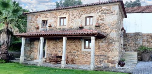 Caminha Villa | Elegant Villa near Caminha with Private Pool