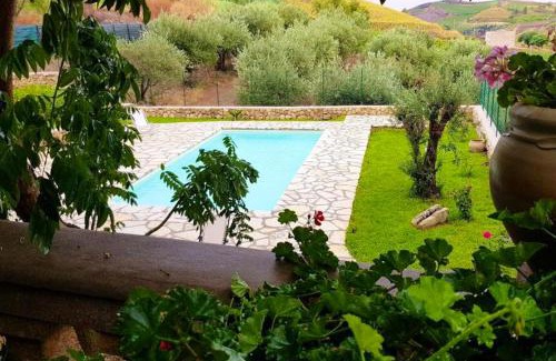 Salemi Villa | Elegant Villa Trapani + Pool