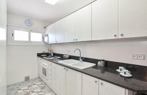 Arenys de Mar Apartment | Elegante apt p4 pax a 1 min de la Playa con WiFI