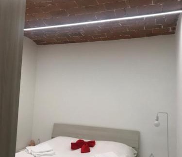 Florence Apartment | Elegante e spazioso bilocale in zona Certosa (FI)