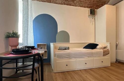 Madonna del Pilone Apartment | [Eleganza Rustica] Vicino al Po, Comodo al Centro.