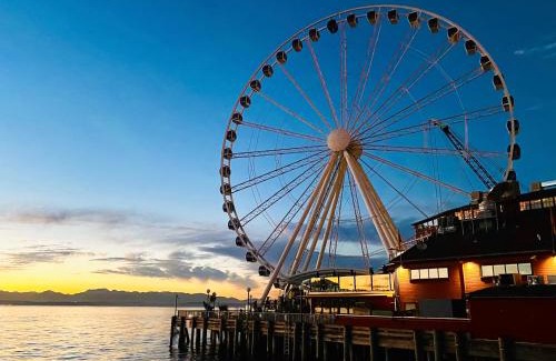 Downtown Seattle Apartment | Elektra Muse Studio w/Views - Walker’s Paradise