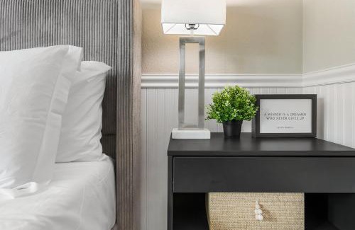 Downtown Seattle Apartment | Elektra Muse Studio w/Views - Walker’s Paradise