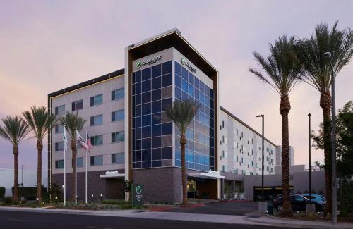 Irvine Business Complex Hotel | Element Irvine
