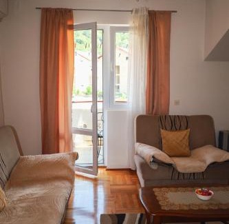 Pluzine Apartment | Elena Apartment