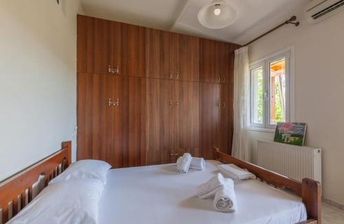 Vathianos Kampos Apartment | Elena's Apartment