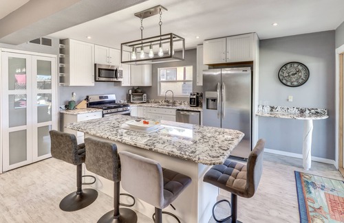 Elephant Butte House | Elephant Butte Home w/Propane Grill: 1 Mi to Lake