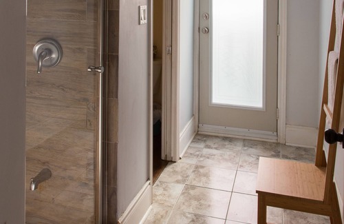 Cabbagetown House | Elevate Rooms Taigh Ice