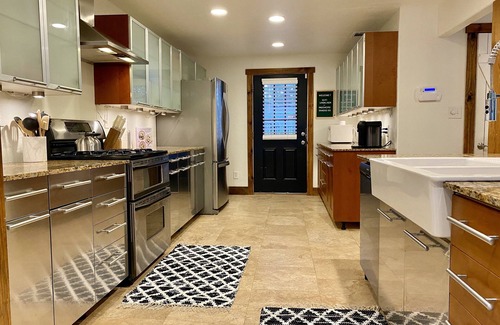 Edmond House | Elevated, aesthetic, Edmond oasis- Amazing location!