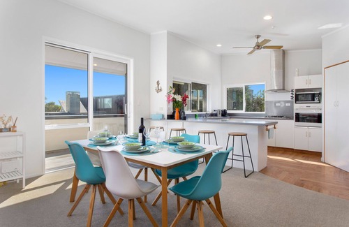 Ohope House | Elevated Beach Oasis - Ohope Beach Holiday Home