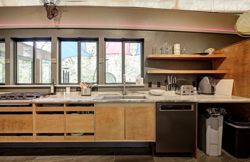 Norman House | Elevated Stay at White Owl Creek