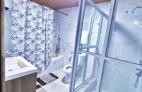 Freetown Hotel | Elevation Lodge Imatt