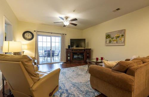 Branson House | Elevator Access - Heart of Branson Location - FREE TICKETS INCLUDED - RL5-6