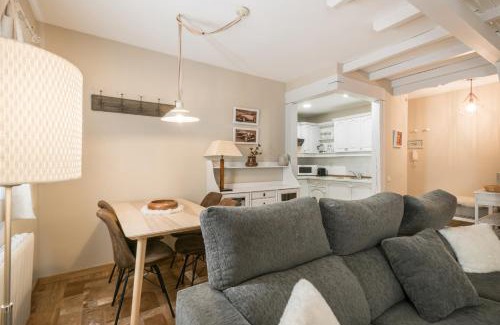 Beret Apartment | Eli by Totiaran