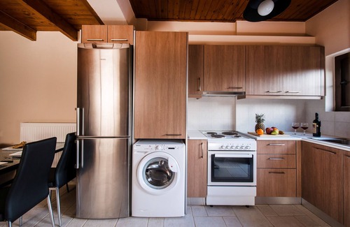 Palaiokastro Ski Chalet | Elia 1,cozy two-level maisonette,close to Heraklion