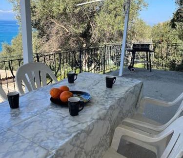 Zalongo Apartment | Elia’s house