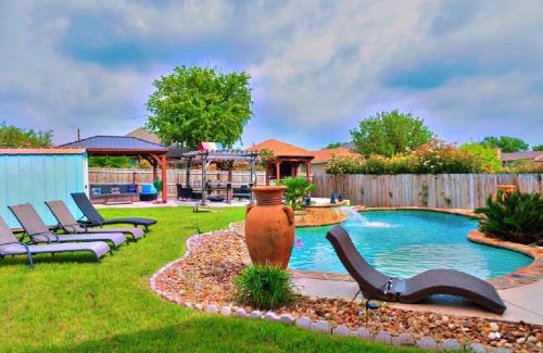 Lockhill Estates House | Elite Vacation Entertainment