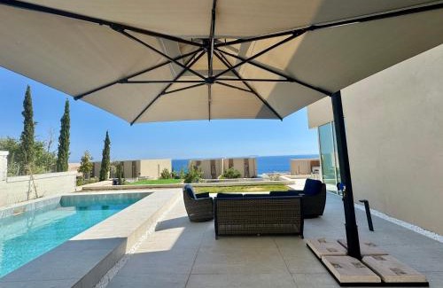 Jala Villa | Elite Vila with Pool, Green Coast