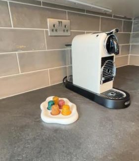 Wyken Apartment | EliteunseenSuites 2 Bedroom Beautiful Semi Detached House - Private Parking