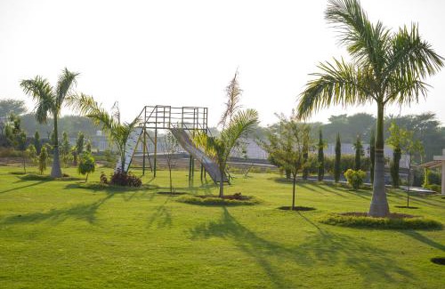Taoru Villa | ELIVAAS 5 BHK With Pvt Pool & Garden - Zenora