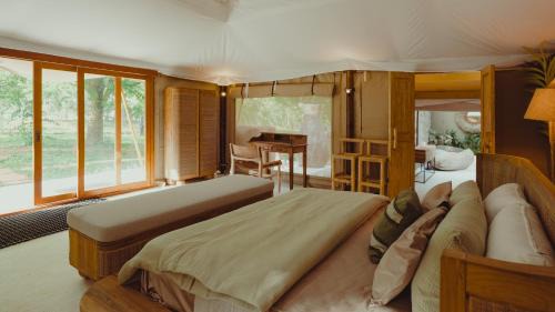 Gauribidanur Resort | ELIVAAS Privé Bali Bay Exclusive Resort