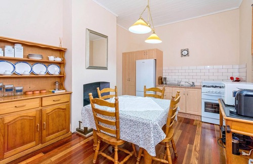 Grafton Villa | "Eliza" Victorian Red Brick Duplex Built 1845