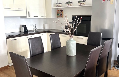 Gonte Apartment | Elizaveta apartment with lake view and terrace