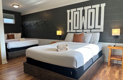 Thermopolis Hotel | Elk Antler Inn