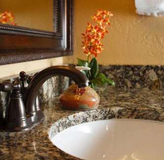 Jackson Hotel | Elk Country Inn