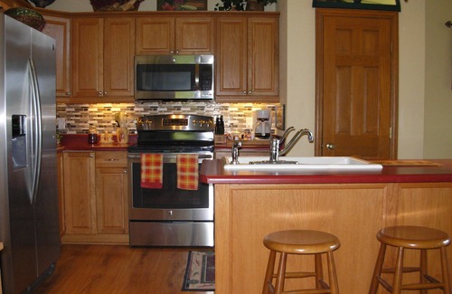 Cloudcroft Cabin | ELK HOLLOW, MOUNTAIN VIEWS, NEAR NAT'L FOREST, DUCK & FISH POND