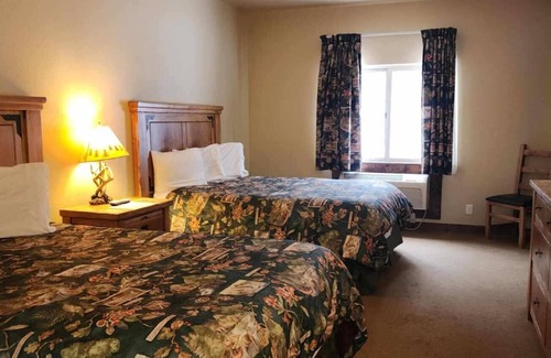 Dayton Hotel | Elk View Inn