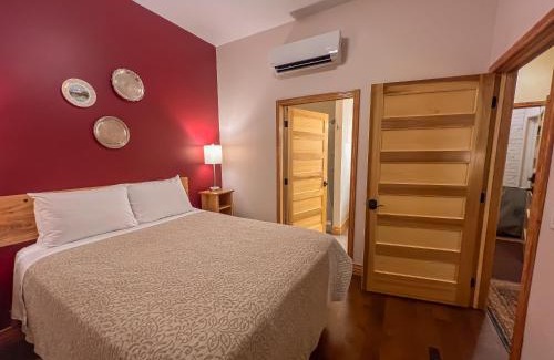 Elkader Hotel | Elkader Suites