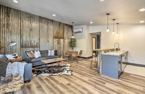 Elkhart Lake Condo | Elkhart Lake Townhome, Mins to Road America!