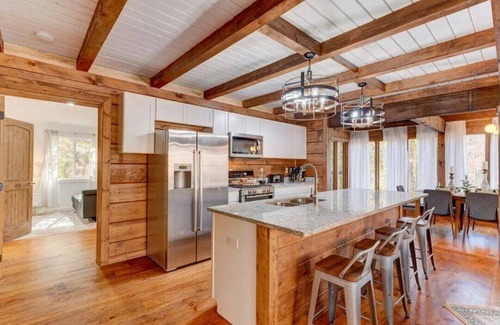 Ellijay Cabin | Elkhorn Lodge - Coosawattee River Resort
