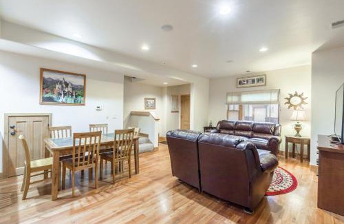 Ouray House | Elkhorn Townhome 1911