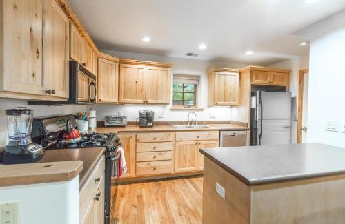 Ouray House | Elkhorn Townhome 1911