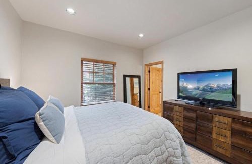 Ouray House | Elkhorn Townhome 1939