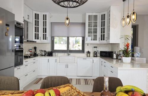 Petaleia Villa | Elkorini House Corfu