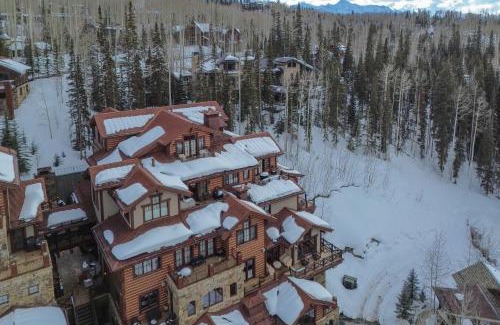 Mountain Village Apartment | Elkstone Retreat by Exceptional Stays