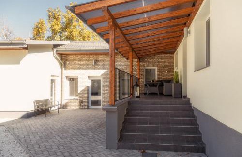 Mako House | Ella Sun Apartman