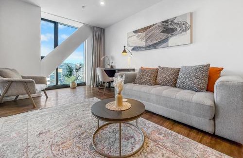 Otahuhu Apartment | Ellerslie Sanctuary- Modern, quality apartment