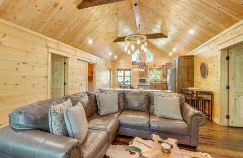 Ellijay House | Ellijay Mountain Cabin with Hot Tub and Spacious Deck