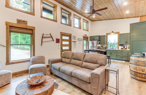 Ellijay House | Ellijay Resort Home w/Hot Tub & Fire Pit!