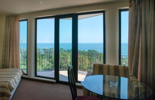 Trakata Hotel | Ellinis Hotel - Sea View and Free Parking