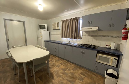 Ward Cabin | Elliston Caravan Park