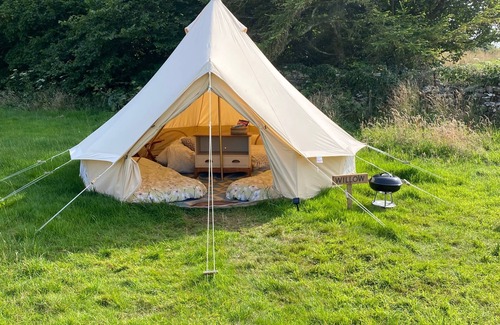 Llanfaethlu Cabin | Elm - Bell tent 2-4 person Anglesey, North Wales