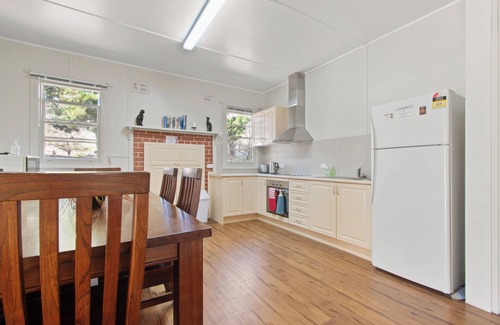 Little River House | Elm Cottage