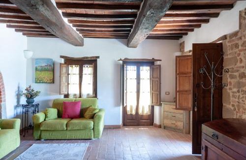 Panicale Apartment | Elm Tree, Olive Brench and Cypress Farmhouse Apartments With Pool - Happy Rentals